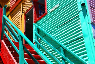 La Boca, Buenos Aires, Arjantin 'in renkli binalarının bir kısmı.