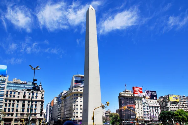Buenos Areas Argentina November Obelisco Avenida Julio Bred Allé Staden — Stockfoto