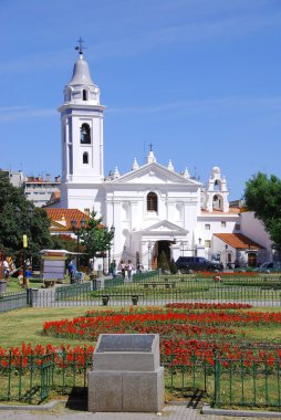 Nuestra Sinyora del Pilar 'a adanmış Recoleta Kilisesi' nde bir mezarlık var. Buenos Ares, Arjantin
