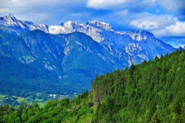 Avusturya, Innsbruck yakınlarındaki Alp manzarası
