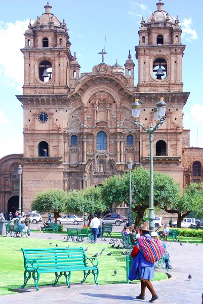2008年11月25日にクスコで開催されたイグレシア コンパナ イエス イエズス会教会 16世紀に始まり 1650年の地震でほぼ全壊しました — ストック写真