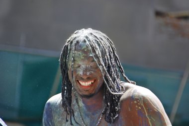 10 Temmuz 2011 'de Montreal Carifiesta Montreal Carifete geçit törenine katılanlar. Montreal 'in Karayip topluluğu, karnaval tarzı, güzel kostümlü.