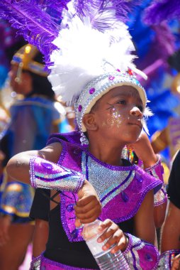 Montreal - 10 Temmuz 2011 Montreal Carifiesta Carifte geçit töreninde kimliği belirlenemeyen katılımcı. Montreals Karayipler topluluğu, karnaval tarzı, güzel kostümlü. 