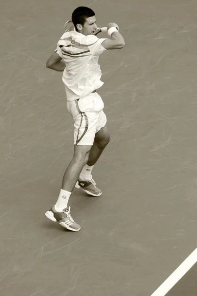 Novak Djokovic on court — Stock Photo, Image