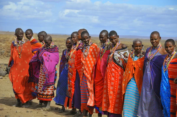 Amboseli Kenya Octubre Guerreros Masai Bailando Saltos Tradicionales Como Ceremonia — Foto de Stock