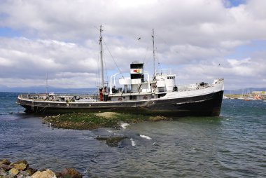SOLENT SATERYONU SOUTHERN İngiltere 'NDE STEAM Gemisi -CRCA 2015 - SS Shieldhall İngiltere' nin güneyindeki Solent 'te tarihi bir buharlı gemi