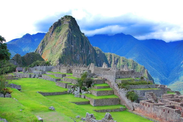 Machu Picchu Machu Pikchu Quechua Machu Velho Pessoa Velha Pirâmide — Fotografia de Stock