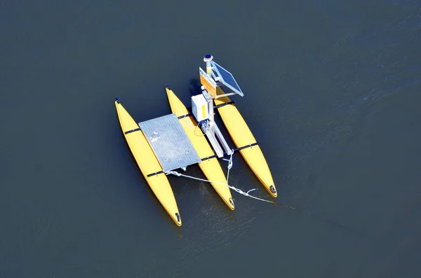 Montreal Canada 2021 Reacher Boat Scientific Statements Samuel Champlain Bridge — Foto de Stock