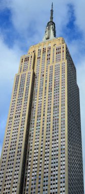 NEW YORK CITY, NY - 15 Mayıs: Empire State Building 40 yıldan uzun süredir dünyanın en yüksek binası (443,2 m) oldu. 5 Mayıs 2008, Manhattan, New York.