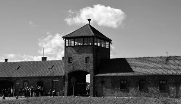 Auschwitz Birkenau Polsko Vstupní Budova Koncentračního Tábora Osvětim Byla Sítí — Stock fotografie