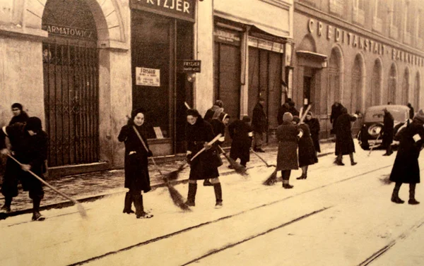 Polonya Daki Auschwitz Müzesi Nde Geçmişe Dönük Tarihi Fotoğraf — Stok fotoğraf