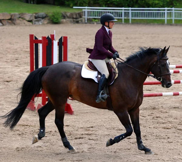 Bromont Canadá Julho 2021 Cavaleiro Desconhecido Cavalo Parque Olímpico Equestre — Fotografia de Stock