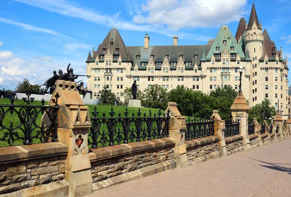 Ottawa Ontario Canada 2021 Chateau Laurier Hotel Tento Zámecký Hotel — Stock fotografie