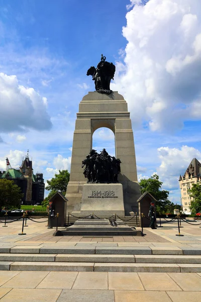 Ottawa Ontario Canada 2021 Memorial Guerra Nacional Cenotáfio Granito Alto — Fotografia de Stock