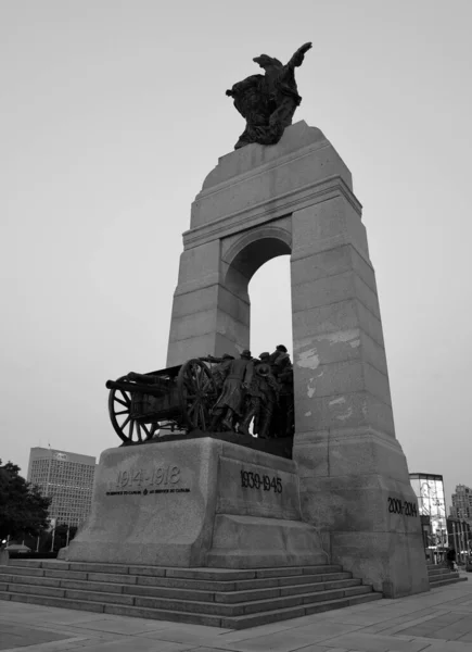 Ottawa Ontario Canada 2021 Monument Commémoratif Guerre Canada Est Grand — Photo