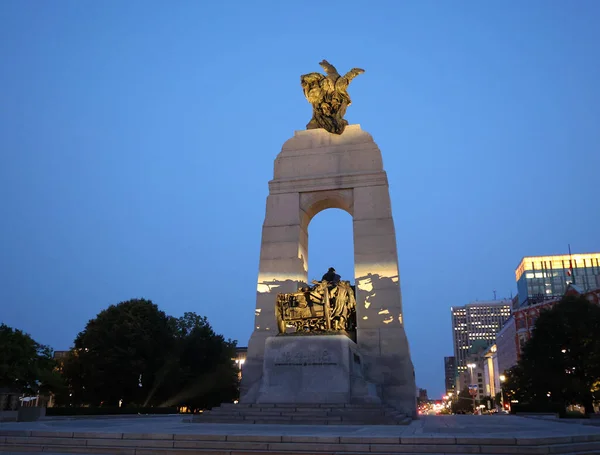 Ottawa Ontario Canada 2021 Memorial Guerra Nacional Cenotáfio Granito Alto — Fotografia de Stock