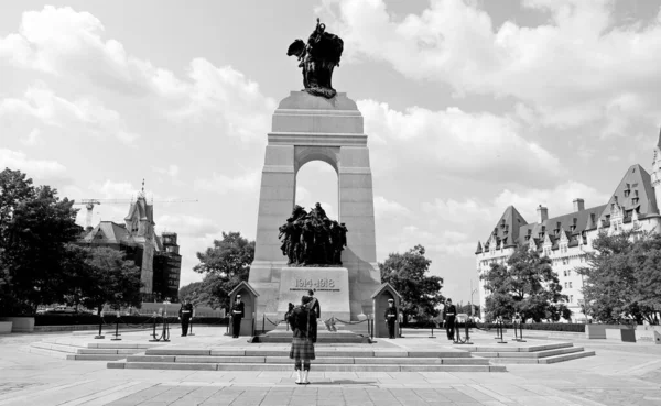 Ottawa Ontario Canada 2021 Monument Commémoratif Guerre Canada Est Grand — Photo