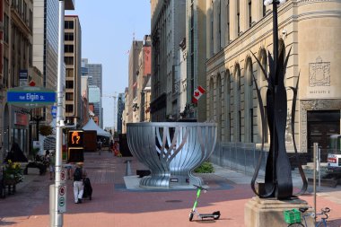 OTTAWA ONTARIO CANADA - 08 22 2021: Lord Stanley 's Hediye Anıtı, Kanada Genel Valisi Preston Lordu Stanley' nin Stanley Kupası buz hokeyi şampiyonluğu kupası bağışı anısına yapıldı.