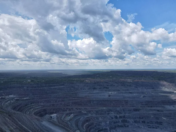 Avrupa 'nın en büyük taş ocaklarından biri.