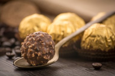 Dekorasyonu ile İtalyan çikolata tatlılar