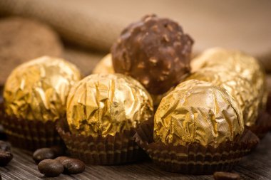 Dekorasyonu ile İtalyan çikolata tatlılar