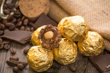 Dekorasyonu ile İtalyan çikolata tatlılar