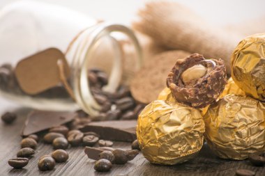 Dekorasyonu ile İtalyan çikolata tatlılar