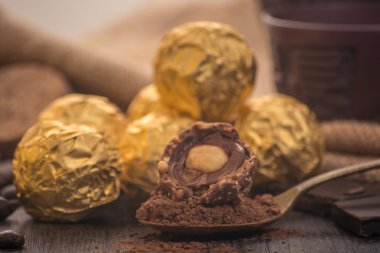 Dekorasyonu ile İtalyan çikolata tatlılar