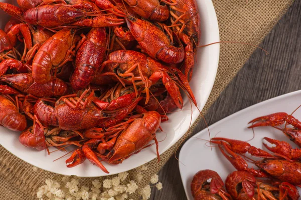 Boiled big crawfish on the wooden surface — Stock Photo, Image