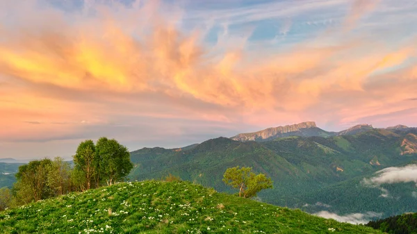 Valle Montagna Durante Alba Bellissimo Paesaggio Naturale Adygea Fai Fai — Foto Stock