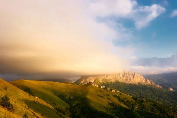 Autunno Oro Sulle Pendici Delle Montagne Del Caucaso Adygea Nel — Foto Stock