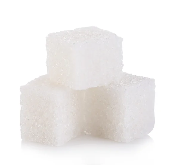 Cubes de sucre isolés sur fond blanc — Photo