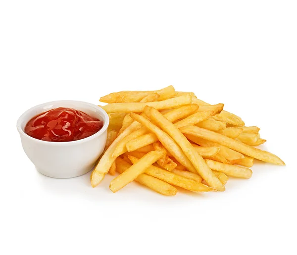 Batatas fritas com ketchup close-up isolado em um fundo branco . — Fotografia de Stock