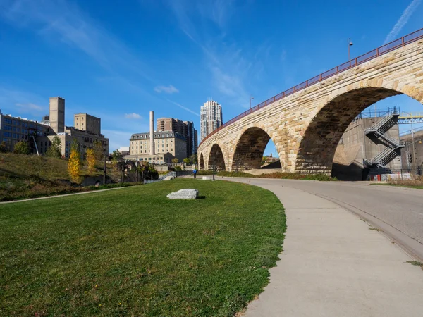 Ponte dell'arco di pietra a Minneapolis 3 — Foto Stock