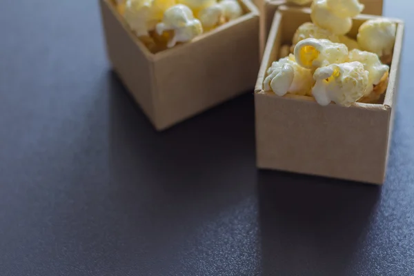 Pop-corn au caramel doux — Photo