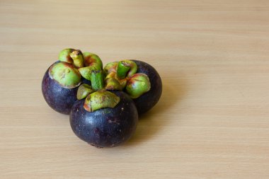 Mangosteens tablo