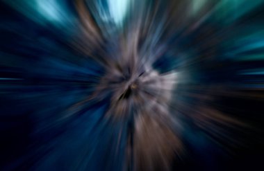 Hızlanma hareketi, ışık ve çizgiler koyu arkaplan üzerinde hızla hareket ediyor