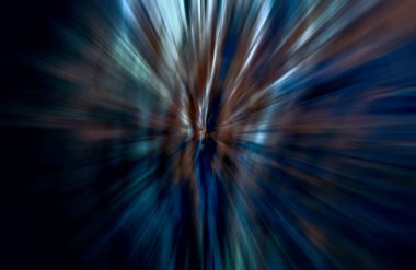 Hızlanma hareketi var. Işık ve çizgiler koyu arkaplanda hızla hareket ediyor