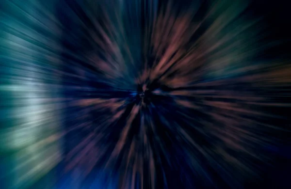 加速速度运动 光线和条纹在黑暗的背景上快速移动 — 图库照片