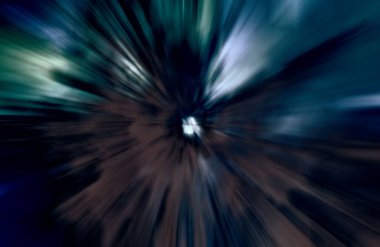 Hızlanma hareketi var. Işık ve çizgiler koyu arkaplanda hızla hareket ediyor