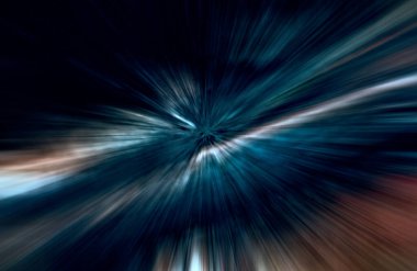 Hızlanma hareketi var. Işık ve çizgiler koyu arkaplanda hızla hareket ediyor