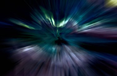 Hızlanma hareketi var. Işık ve çizgiler koyu arkaplanda hızla hareket ediyor