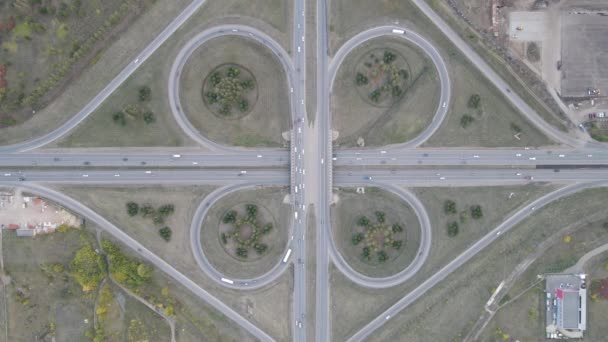 Tráfico Coches Carretera Vista Superior Tomado Dron — Vídeos de Stock