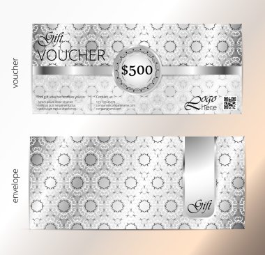 Fiş ve zarf kümesi, hediye sertifikası, lüks kupon şablonu. Çiçek, kaydırma desen. Arka plan tasarım davet, Bilet, çek. Siyah, altın, gümüş vektör