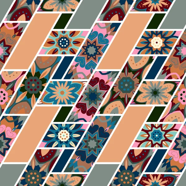 Vector padrão patchwork sem costura abstrata com ornamentos geométricos e florais, flores estilizadas, rendas pontos. Estilo boho vintage . — Vetor de Stock