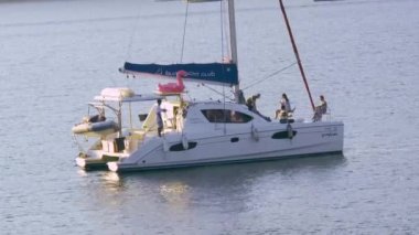 Tayland. Phuket. Ya Nui Sahili. Anchorage 'da yat. 4K