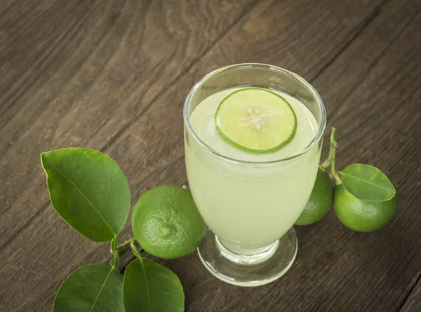 Preparation of the lemonade drink — Stock Photo, Image