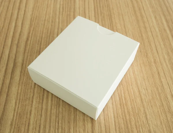 Caixa de pacote de papelão branco — Fotografia de Stock