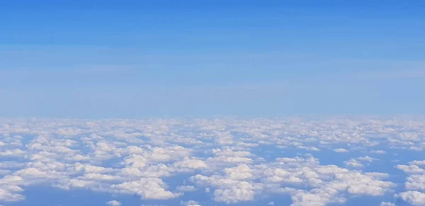 Wolken Lucht Achtergrond Uitzicht Vanaf Het Raam Het Vliegtuig Genomen — Stockfoto