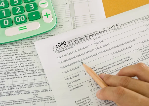 Individual income tax return form — Stock Photo, Image